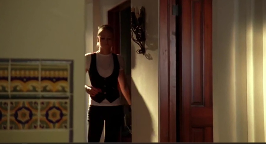 Brianne_Howey_Watch_drew2026-10-19-01h32m12s330.jpg